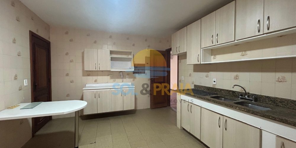 011c9355-fc65-4d28-8577-30f24c4e1a26