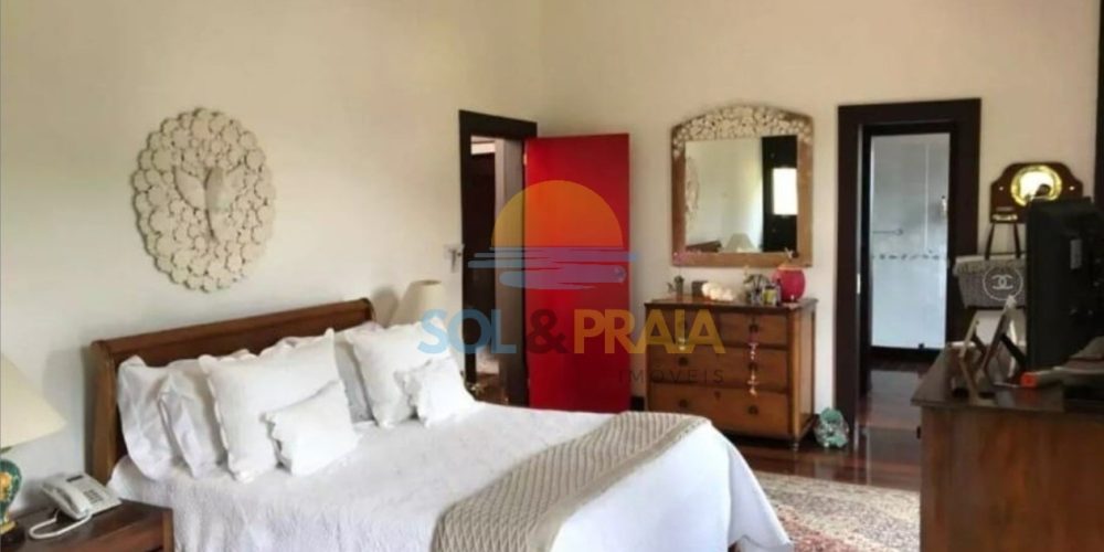 4528ce4f-e939-4d4a-b30a-7189d2e4fc46