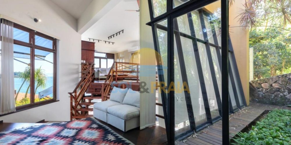 45615828-32fd-4825-8154-894d1621a10e