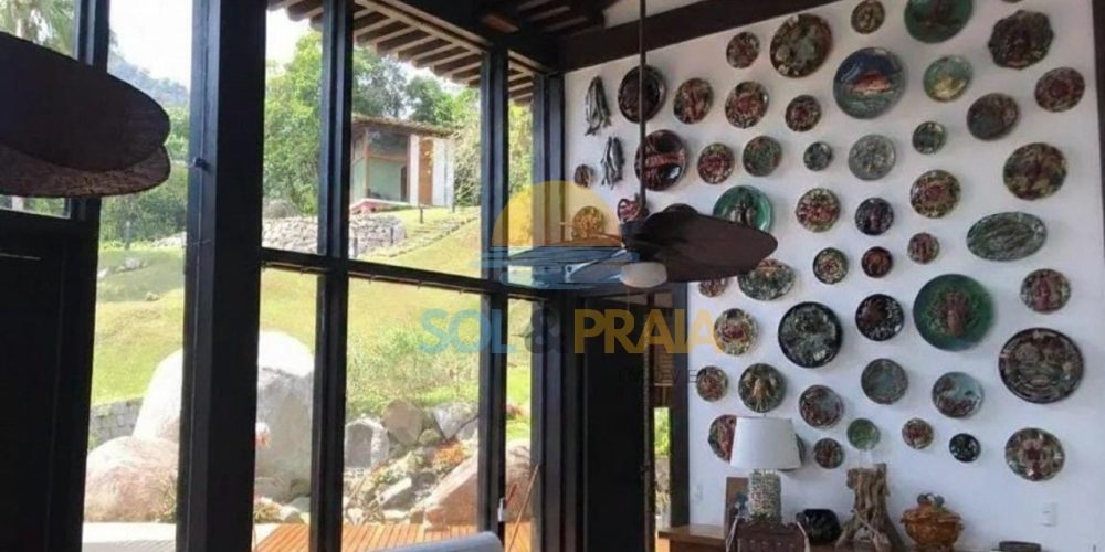 896e6b66-0a72-406f-845b-30a91e1541eb