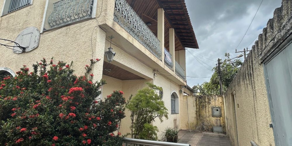 a881e8a9-22e0-4e6c-a813-4c137b747d9f