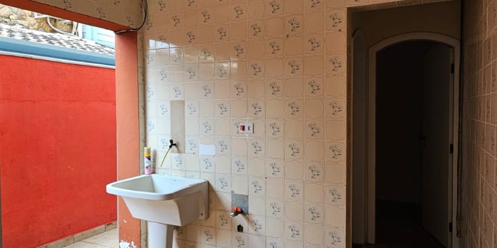 a8e4f83b-95d6-46c8-b078-3b2d707aa2a7