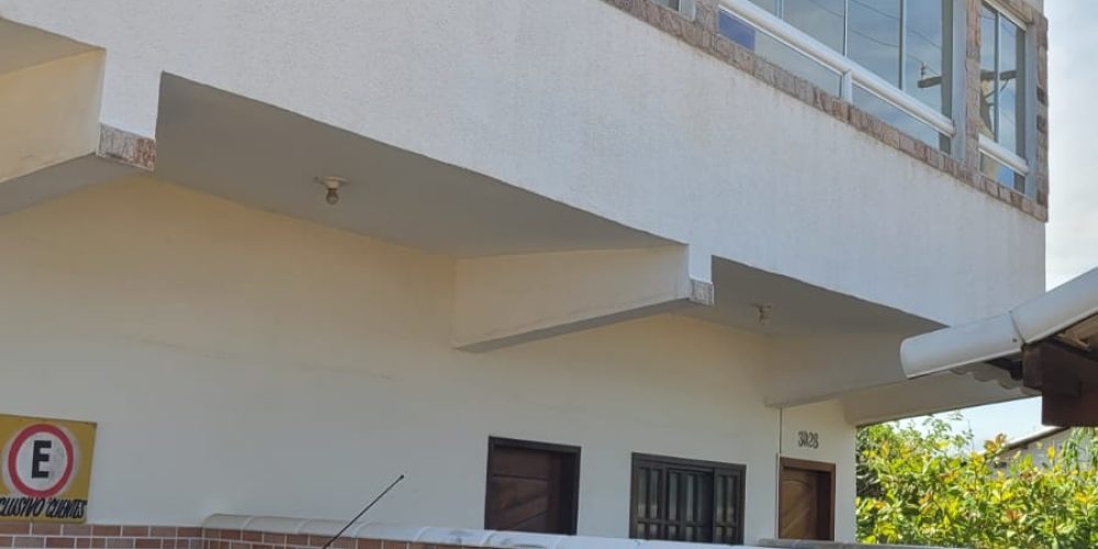 ac118593-a7d1-4bfd-b7d5-9dc56e5bb429