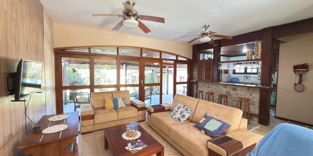 acc87a00-210a-4ef6-be5d-30184d71bfd0