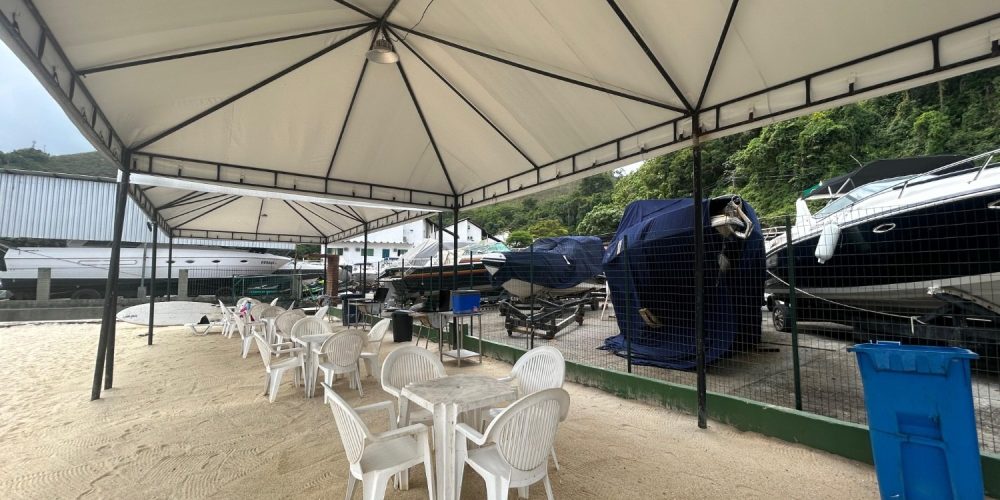 b6860efb-7b9d-416d-b940-c3e4c45bfa88