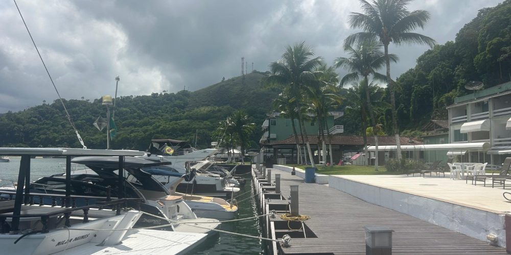 bc864327-a7f1-4f3a-82a0-ce273618f3f0