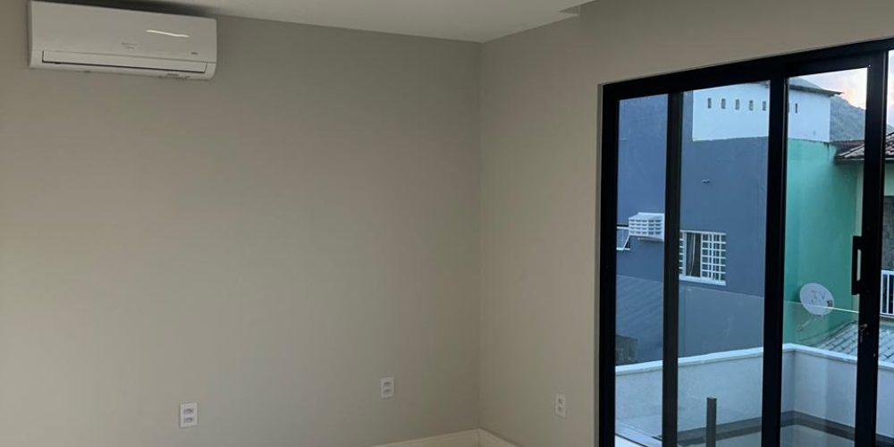 c21b9646-d17e-4a24-a965-5ecb550f2abe