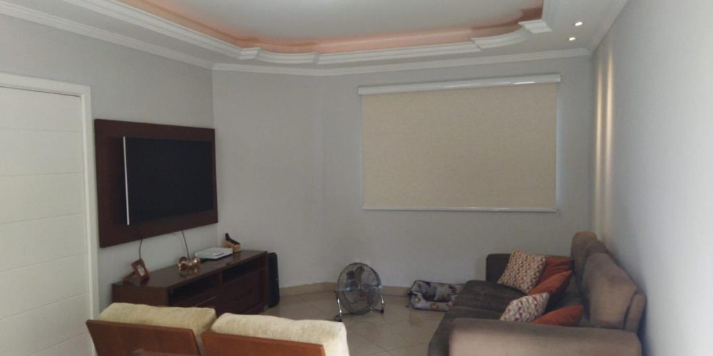 d9094e49-2ce6-466b-b860-c74a35cc27f1