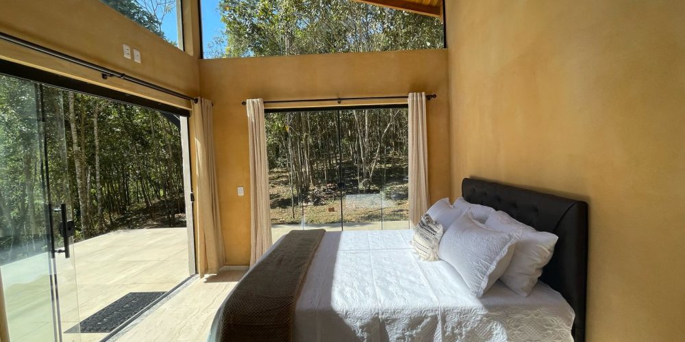 d90f83f3-0f32-455c-897c-12a2aa3111f1