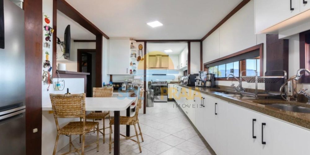 dbf56a7b-bb07-41c4-bdf2-853344648b7b