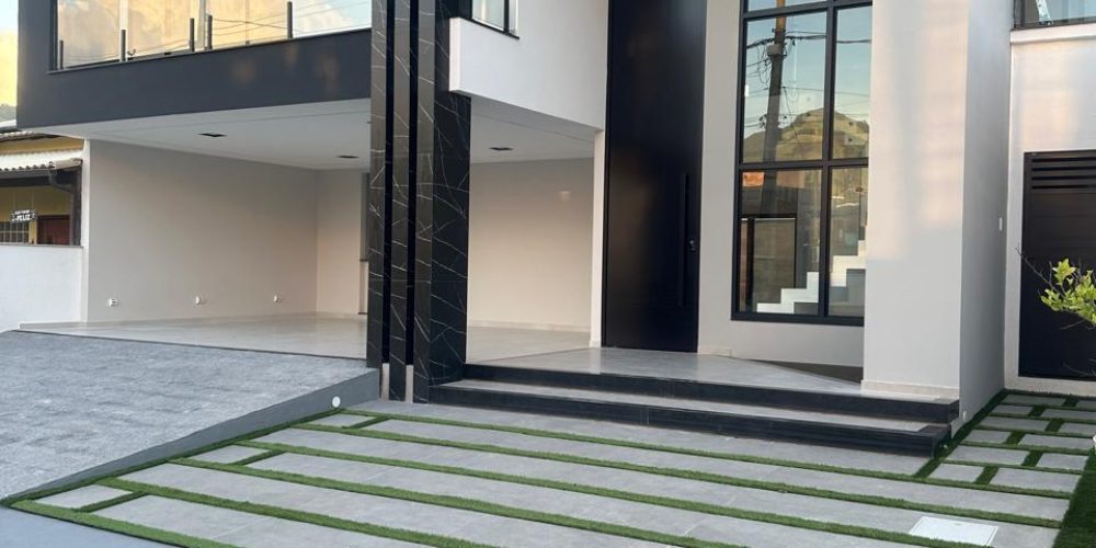 dd527f6f-f0bf-48db-8bf2-42dd36bac50e