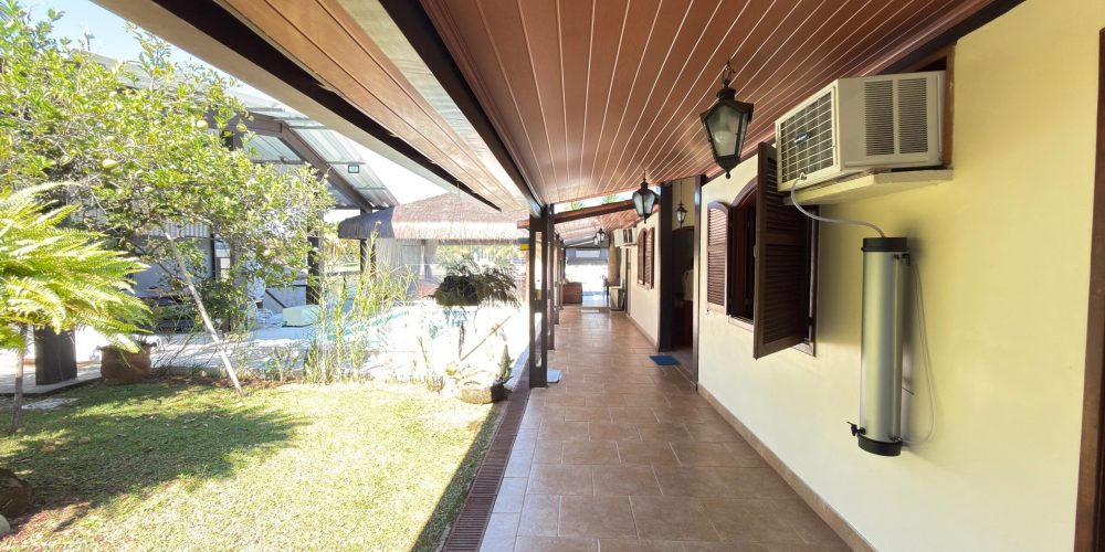 e6c9c6c3-8ea9-4c43-960f-faa9f49ca9ab