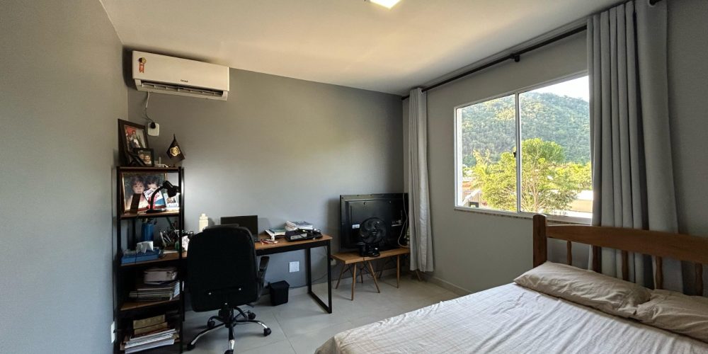 e7c52132-f563-4a4b-849c-3a6409e5ca93