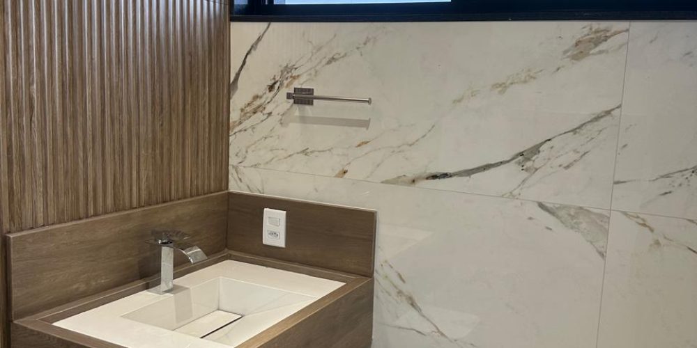 e7d6892b-008c-47d0-825d-036609cf22c8